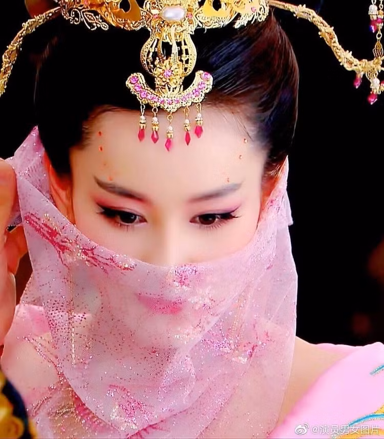 'Tứ độc nữ' nổi tiếng trong lịch sử Trung Quốc: Đẹp nhưng quái! 'Tu doc nu' noi tieng trong lich su Trung Quoc: Dep nhung quai!