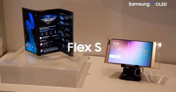 Man hinh gap ba cua Samsung tai CES 2025 gay 
