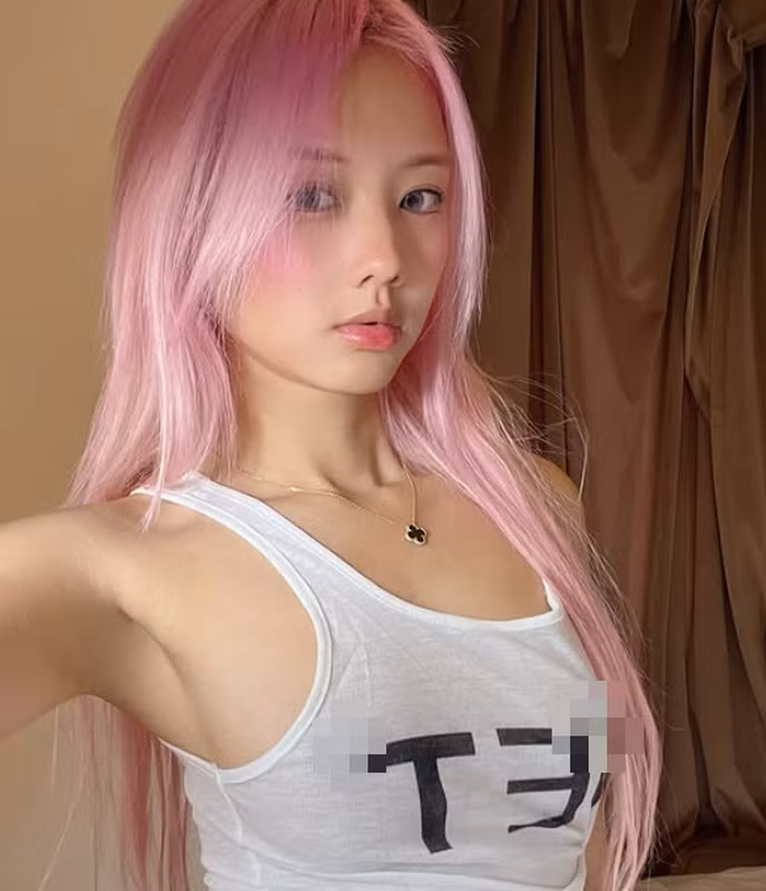 Nữ streamer gốc Việt chơi game đỉnh cao, đẹp quên lối về - Hình 7 Nu streamer goc Viet choi game dinh cao, dep quen loi ve-Hinh-7