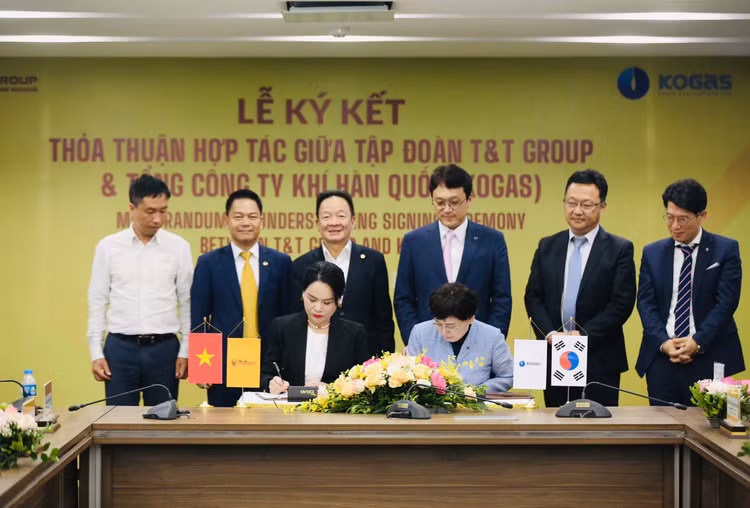 T&T Group “bắt tay” với các đối tác hàng đầu Hàn Quốc phát triển dự án LNG và hydrogen tại Việt Nam ĐĂNG NGÀY 24/6/2023 - Hình 2 T&T Group “bat tay” voi cac doi tac hang dau Han Quoc phat trien du an LNG va hydrogen tai Viet Nam DANG NGAY 24/6/2023-Hinh-2