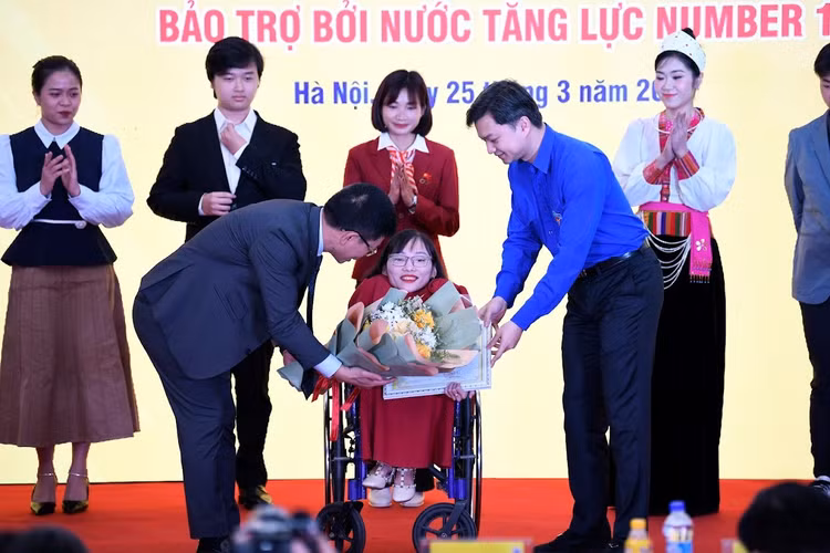 Dự án lớp học “5 không” và những cảm xúc tại giải thưởng - Hình 4 Du an lop hoc “5 khong” va nhung cam xuc tai giai thuong-Hinh-4