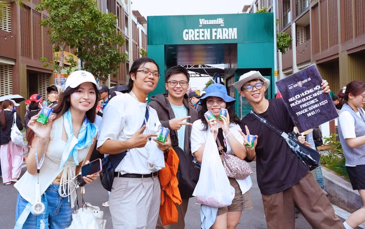 Vinamilk tung mới gần 20 sản phẩm trong quý đầu năm 2025 - Hình 3 Vinamilk tung moi gan 20 san pham trong quy dau nam 2025-Hinh-3