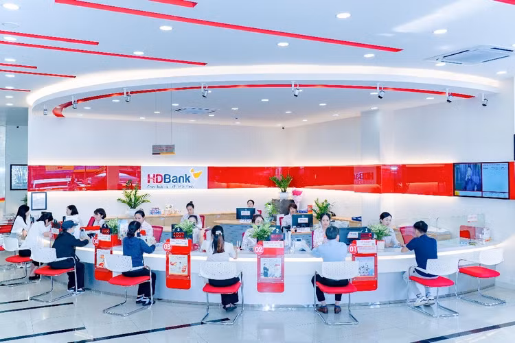 Tu san xuat den chuyen doi so: HDBank dong hanh doanh nghiep-Hinh-2