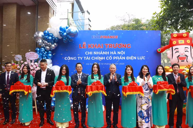 EVNFinance mo rong mang luoi hoat dong, khai truong chi nhanh dau tien