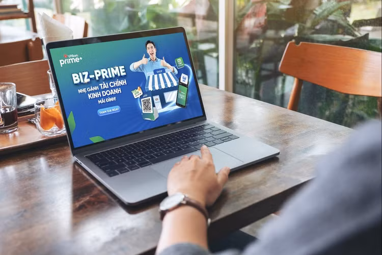 VPBank tiên phong tặng loa thông báo biến động số dư cho tiểu thương VPBank tien phong tang loa thong bao bien dong so du cho tieu thuong