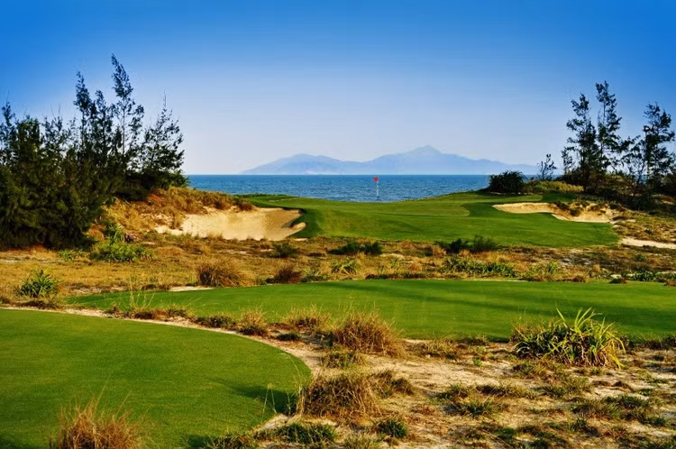 World Golf Awards vinh danh Legend Danang Golf Resort tốt nhất Việt Nam 2024 - Hình 4 World Golf Awards vinh danh Legend Danang Golf Resort tot nhat Viet Nam 2024-Hinh-4