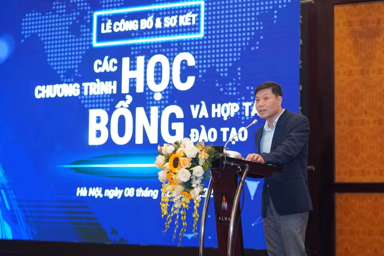 VINIF tiếp sức để nhà khoa học trẻ Việt Nam vươn tầm quốc tế VINIF tiep suc de nha khoa hoc tre Viet Nam vuon tam quoc te