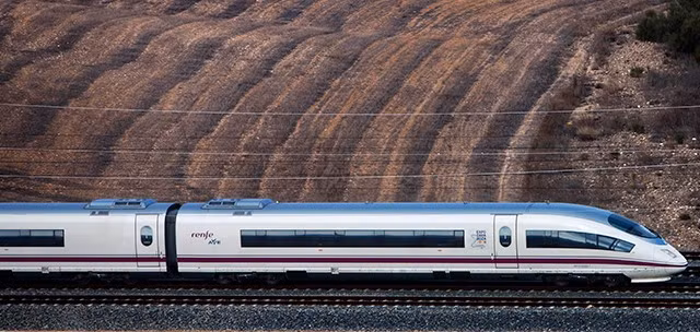 Top 8 chuyen tau nhanh nhat the gioi: Cuoc dua toc do tren duong sat-Hinh-4