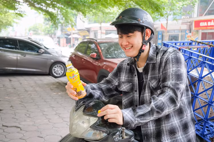Người lao động làm gì để duy trì hiệu quả công việc dưới sự khắc nghiệt của thời tiết? - Hình 2 Nguoi lao dong lam gi de duy tri hieu qua cong viec duoi su khac nghiet cua thoi tiet?-Hinh-2
