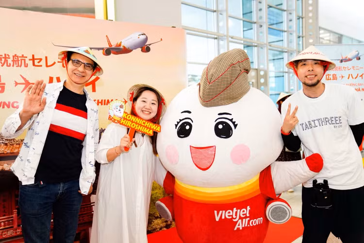 Tin vui: Vietjet vừa khai trương đường bay giữa Hà Nội và Hiroshima - Hình 10 Tin vui: Vietjet vua khai truong duong bay giua Ha Noi va Hiroshima-Hinh-10