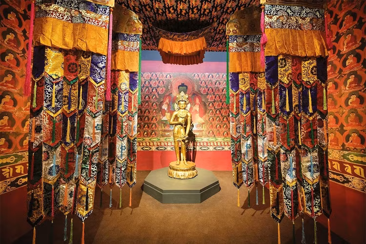 Cung dien bi an giau nua so vang the gioi, khong ai dam ben mang-Hinh-2