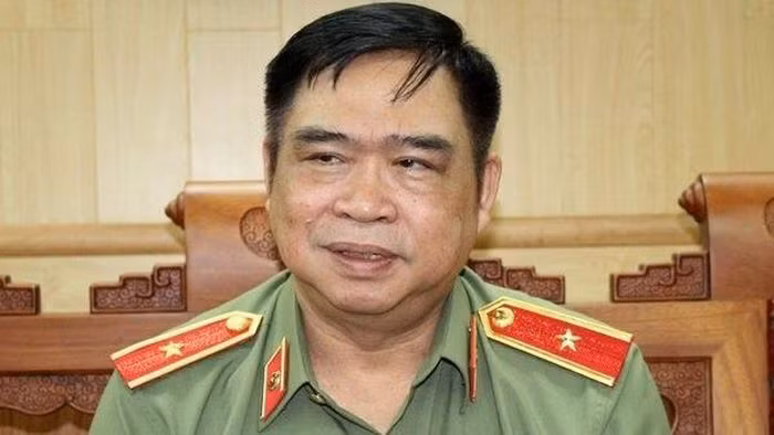 Nguyên Giám đốc CA Hải Phòng Đỗ Hữu Ca bị đình chỉ sinh hoạt Đảng Nguyen Giam doc CA Hai Phong Do Huu Ca bi dinh chi sinh hoat Dang