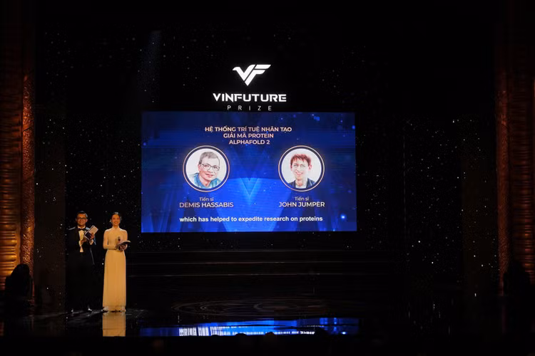 Hai Chủ nhân Giải thưởng VinFuture nhận giải Nobel Hóa học 2024 Hai Chu nhan Giai thuong VinFuture nhan giai Nobel Hoa hoc 2024