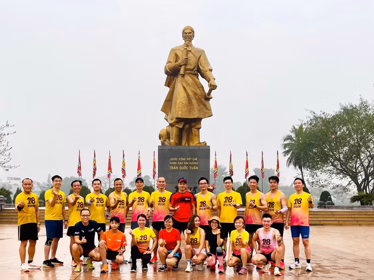 Các câu lạc bộ ngóng chờ đọ sức tại giải chạy VPIM 2024 - Hình 3 Cac cau lac bo ngong cho do suc tai giai chay VPIM 2024-Hinh-3