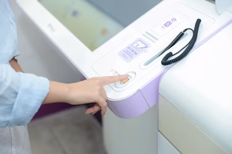 TPBank hoàn tất áp dụng xác thực khuôn mặt bảo vệ tài khoản khi giao dịch trước 10 ngày - Hình 2 TPBank hoan tat ap dung xac thuc khuon mat bao ve tai khoan khi giao dich truoc 10 ngay-Hinh-2