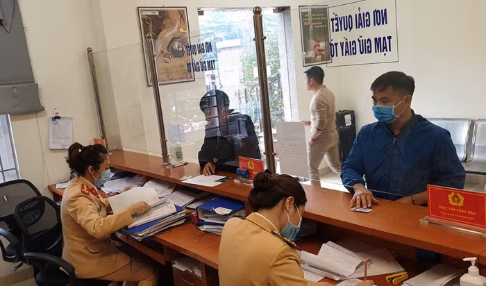 Từ 15/8, không nộp phạt vi phạm giao thông, không được đăng ký xe Ảnh minh họa.