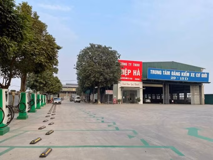 Hà Nội: Khởi tố thêm 5 bị can tại Trung tâm đăng kiểm 29-15D Ha Noi: Khoi to them 5 bi can tai Trung tam dang kiem 29-15D