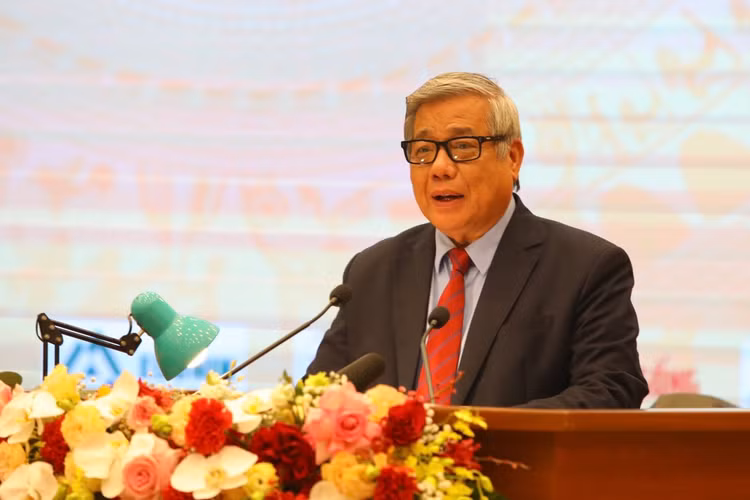 GS.TSKH Vũ Minh Giang: “Trọng Trí thức và thuộc tính của Đảng ta“ - Hình 2 GS.TSKH Vu Minh Giang: “Trong Tri thuc va thuoc tinh cua Dang ta“-Hinh-2