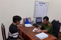 Xử lý sao người đàn ông đánh shipper vì bị từ chối cắt lông chó? 