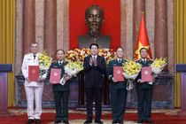 Thăng hàm thượng tướng cho 4 sĩ quan cao cấp Quân đội và Công an