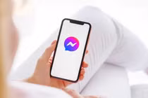 Tin nhắn từ tài khoản Facebook “Thảo Linh” tự xưng là con gái đã khiến một phụ nữ ở Đà Nẵng chuyển hơn 2,2 tỷ đồng. Kẻ lừa đảo đã bị bắt sau gần 3 tuần điều tra