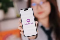 Lotus Chat leo hạng thần tốc, vượt Facebook trên iPhone