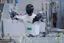 Robot sắp tự chế tạo đồng loại không cần con người?