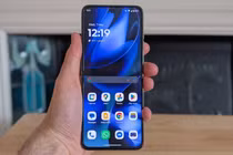 [GALLERY] Motorola Razr 60 5G trở lại, khiến Galaxy Z Flip6 dè chừng