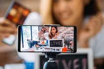 AI Streamer giá rẻ đe dọa nghề livestream