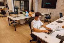 Startup AI chi 750 triệu/tháng thuê văn phòng trống