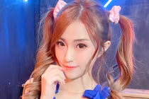 Hot girl MiMi cosplay D.Va khiến fan Overwatch ngỡ ngàng