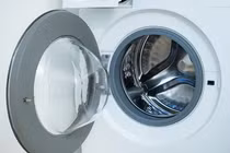 Vì sao giặt một chiếc khăn khiến máy giặt rung lắc dữ dội?