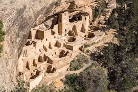 Điều gì khiến người Anasazi rời bỏ những thành phố đá?