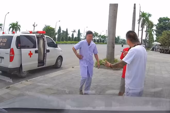 Thông tin mới vụ chênh giá xe cấp cứu ở Thanh Hoá