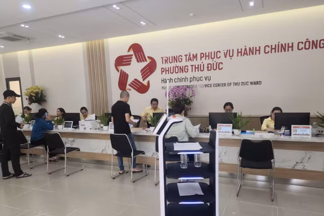 TPHCM đề xuất mỗi sở bình quân 6 phó giám đốc