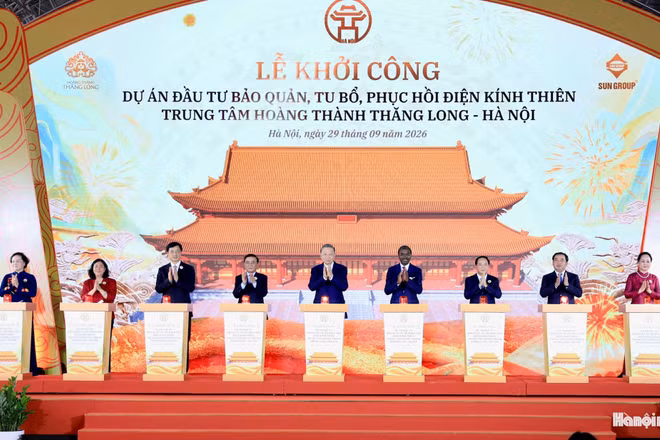 Tổng Bí thư, Chủ tịch nước dự lễ khởi công phục dựng điện Kính Thiên