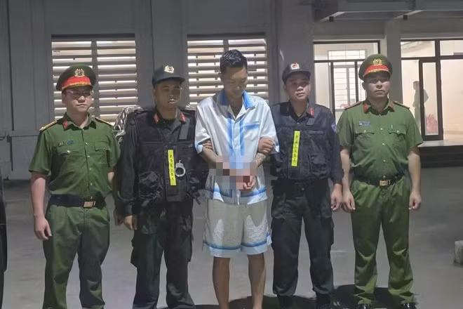 Từ vụ Huấn Hoa Hồng: Giang hồ mạng và bài toán làm sạch không gian số