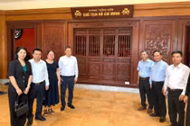 GS.VS Châu Văn Minh dâng hương tưởng niệm Chủ tịch Hồ Chí Minh tại Viện 69