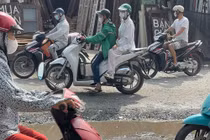 Hà Nội: Cận cảnh đường dài hơn 2km gần 10 năm chưa làm xong