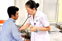Nắng nóng gay gắt, nhiều lao động đối mặt nguy cơ suy thận cấp