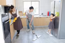 Phân chia việc nhà thế nào để gia đình gắn kết?