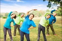 Người cao tuổi nên tập gì để khỏe mạnh, an toàn?