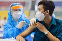 Tiêm vắc xin đầy đủ nhưng vẫn mắc bệnh, vì sao?