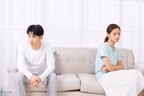 Bí mật có nên chia sẻ hết giữa vợ chồng?