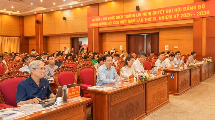 Các đại biểu dự lễ phát động cuộc thi. Ảnh: Việt Lâm