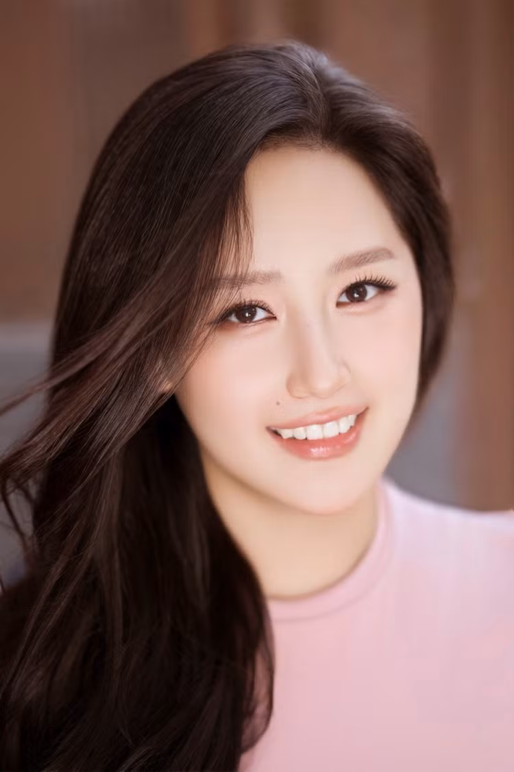 thuy2.jpg