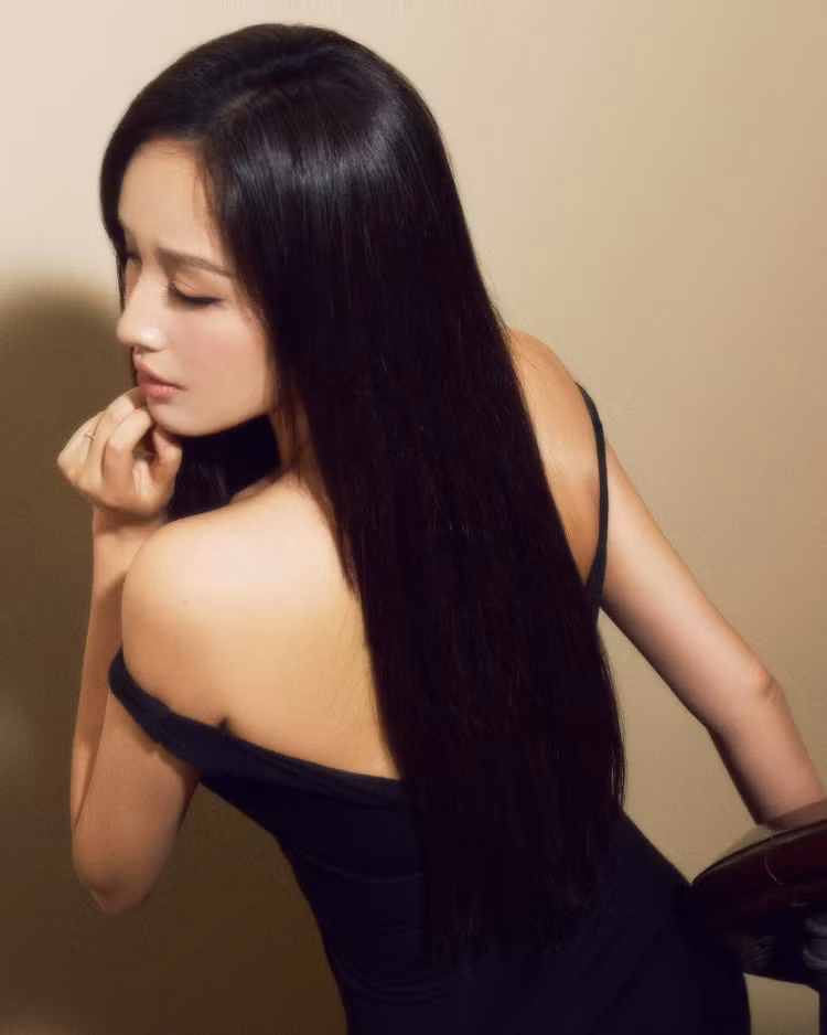 thuy11.jpg