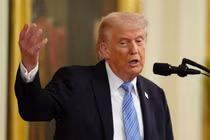 Trump dừng chiến dịch Hormuz, chờ thỏa thuận với Iran