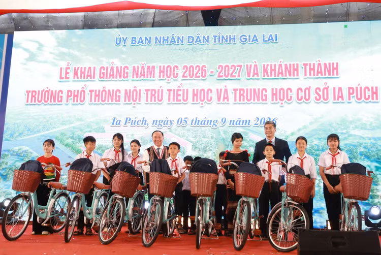 tang-qua.jpg