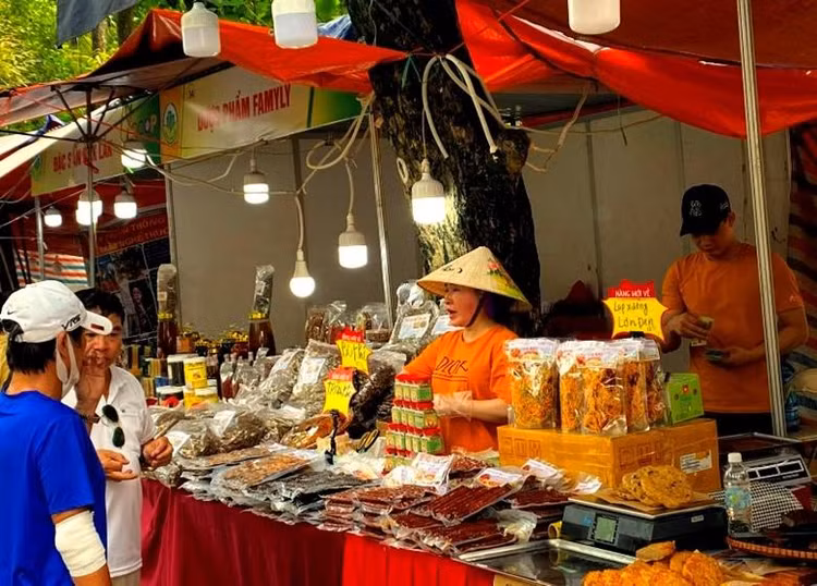 TP. Hà Nội là địa phương tiên phong sử dụng mạng xã hội TikTok làm kênh tiêu thụ sản phẩm OCOP TP. Hà Nội là địa phương tiên phong sử dụng mạng xã hội TikTok làm kênh tiêu thụ sản phẩm OCOP
